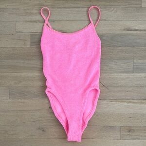 NWT Hunza G Pamela One piece swimsuit, bubblegum pink, OS